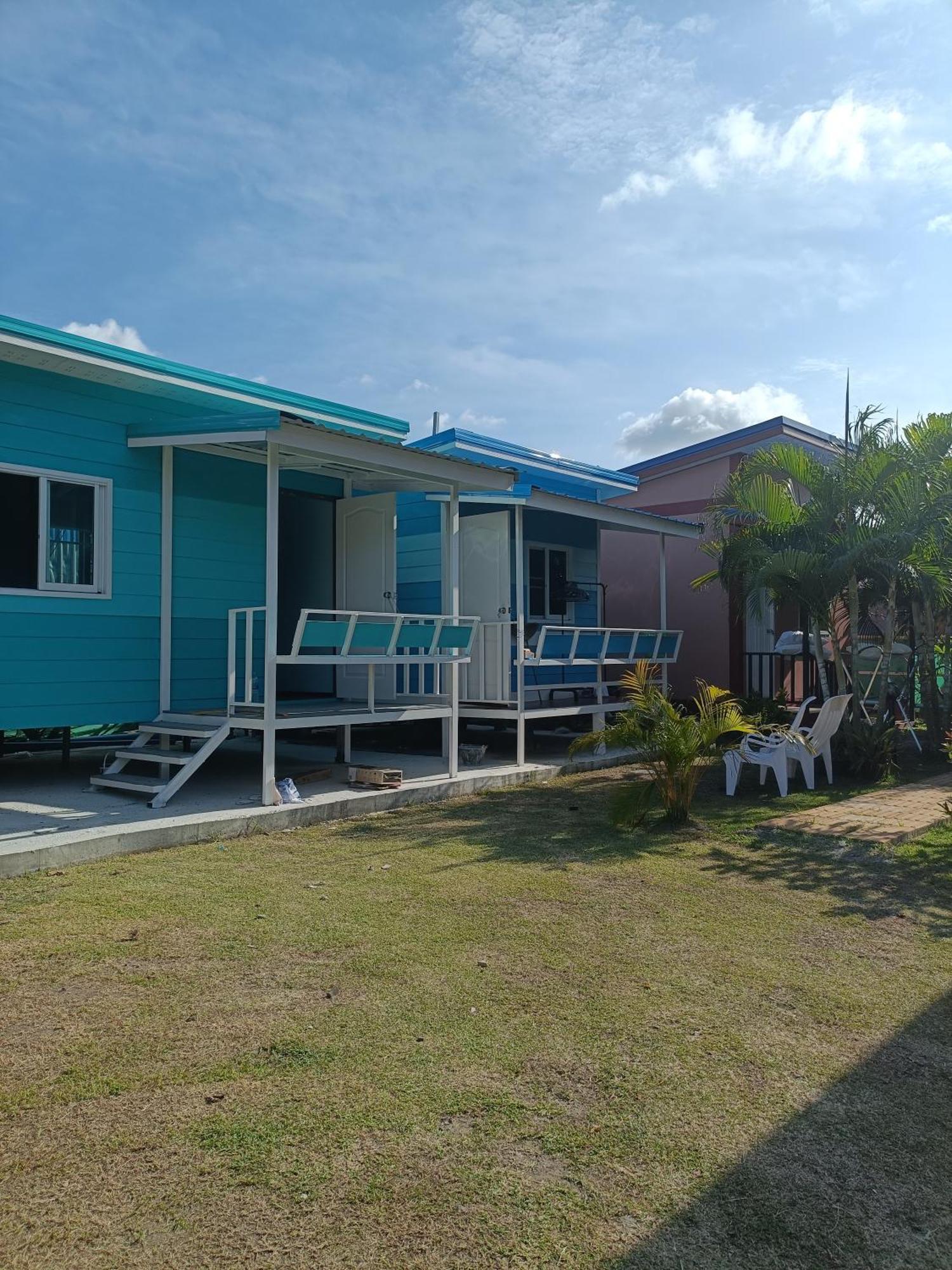 Chill Land House Hotel Bang Tao Beach  Eksteriør billede